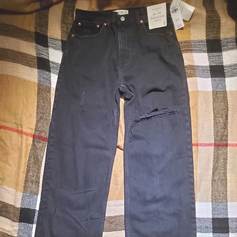 Abercrombie & Fitch Distressed High rise Mom Jeans